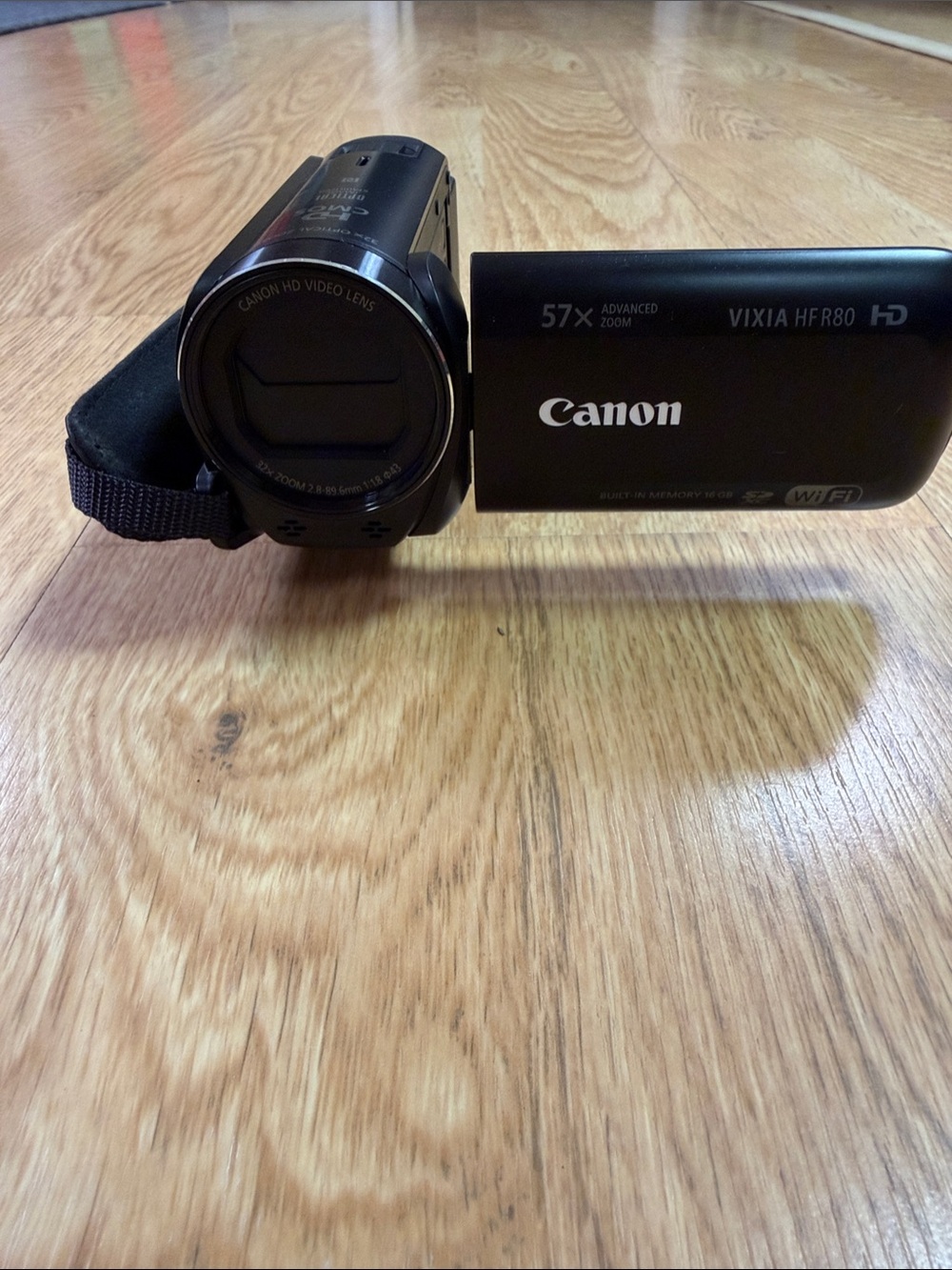 Canon VIXIA HF R80 Black Handheld HD Camcorder with Wi‑Fi with charger